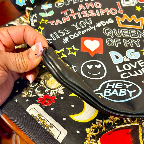 Dolce & Gabbana Graphic Shoulder Bag - Picture 7 of 13